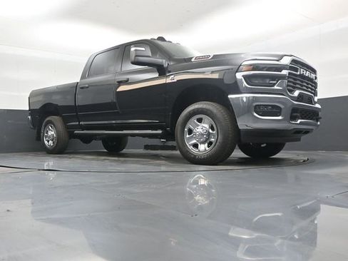New 2026 RAM 2500 Tradesman image 37