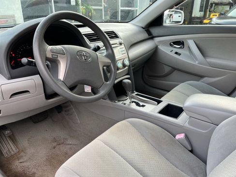 Used 2008 Toyota Camry LE FWD image 11