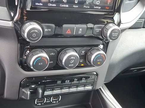 Used 2020 RAM 2500 Big Horn w/ Level 1 Equipment Group image 15