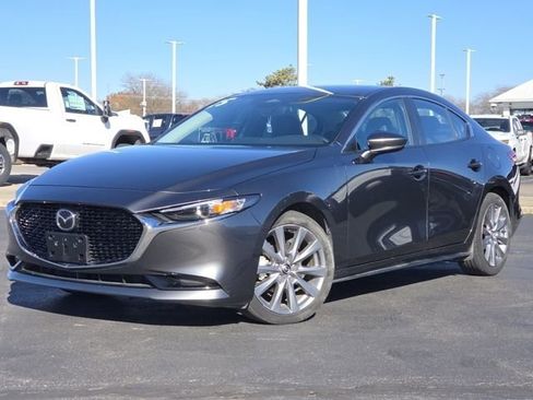 Used 2025 MAZDA MAZDA3 s image 2