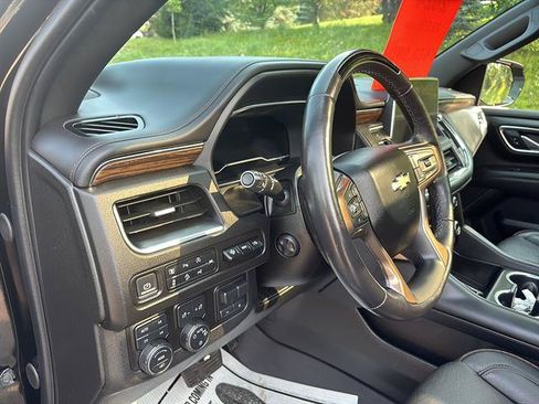 Used 2024 Chevrolet Tahoe High Country w/ Advanced Technology Package AWD/4WD image 13