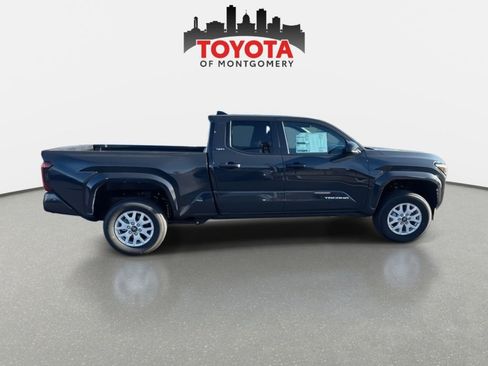 New 2025 Toyota Tacoma SR5 image 7
