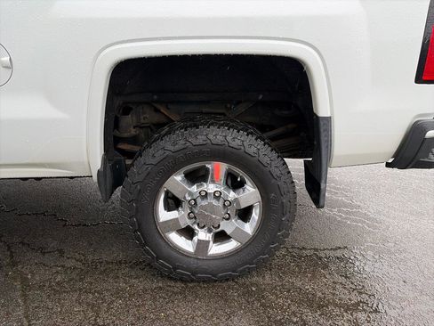 Used 2015 GMC Sierra 3500 Denali w/ Duramax Plus Package AWD/4WD image 17