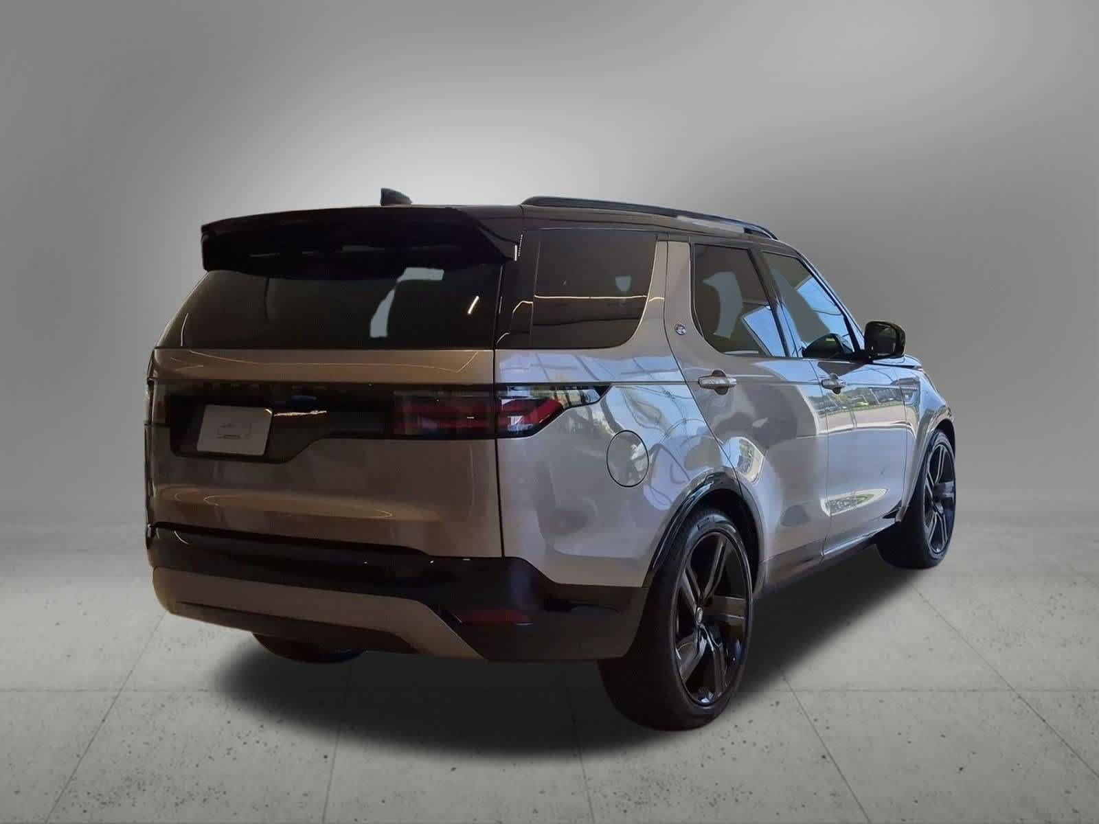 New 2026 Land Rover Discovery Dynamic SE AWD/4WD image 6