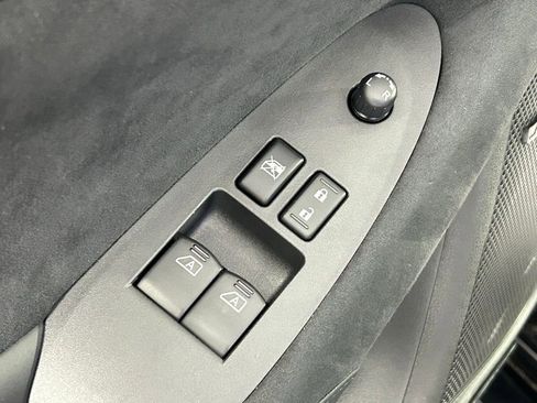 Used 2025 Nissan Z Performance w/ Floor Mat Package image 33