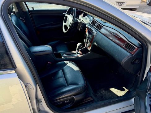 Used 2008 Chevrolet Impala LT w/ Luxury Edition Package image 14