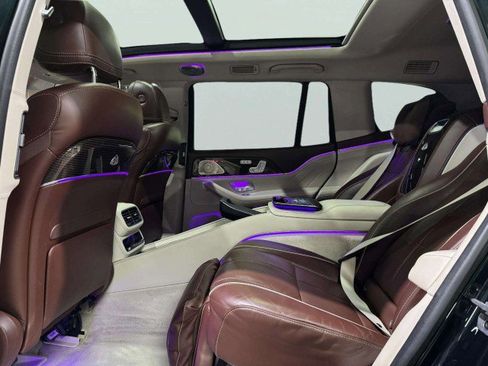 Used 2021 Mercedes-Benz Maybach GLS 600 4MATIC image 55