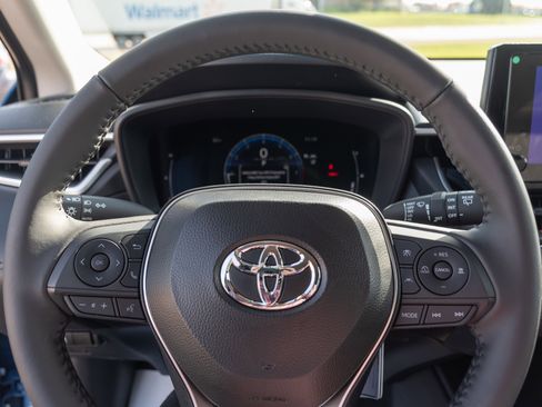 New 2026 Toyota Corolla Cross LE image 10