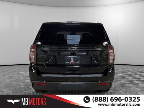 Used 2021 Chevrolet Tahoe Z71 w/ Z71 Off-Road Package AWD/4WD image 4