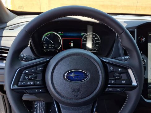 Used 2025 Subaru Forester Limited w/ Popular Package AWD/4WD image 33