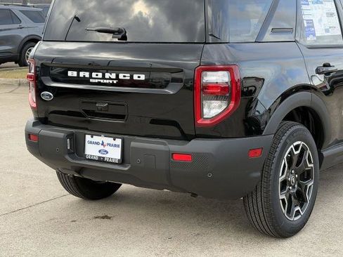 New 2025 Ford Bronco Sport Outer Banks w/ Outer Banks Tech Package+ AWD/4WD image 7