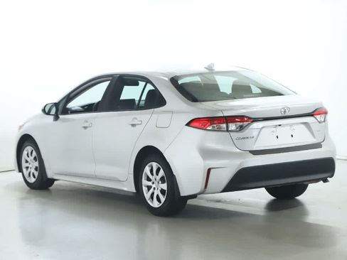 Used 2023 Toyota Corolla LE w/ Carpet Mat Package (TMS) FWD image 38