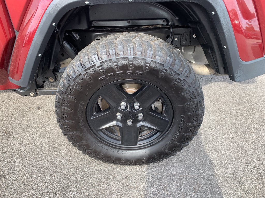 Used 2021 Jeep Gladiator Sport AWD/4WD image 4