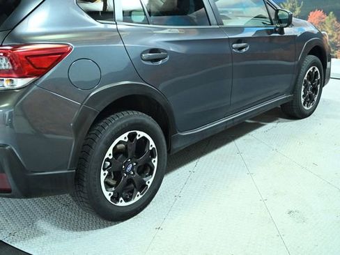 Used 2023 Subaru Crosstrek 2.0i Premium image 9
