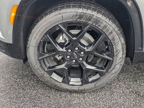 New 2026 Chevrolet Traverse RS w/ LPO, Floor Liner Package image 10