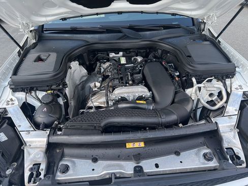 Used 2021 Mercedes-Benz GLC 300 image 12