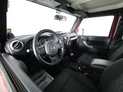 Used 2011 Jeep Wrangler Unlimited Rubicon AWD/4WD image 10