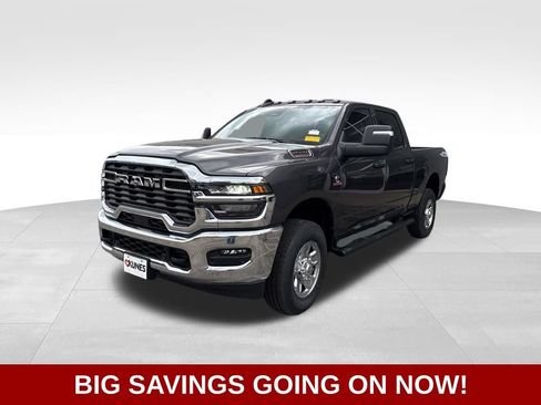 New 2026 RAM 2500 Tradesman AWD/4WD image 4