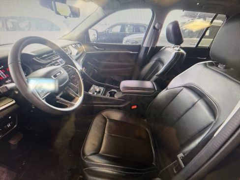 Used 2023 Jeep Grand Cherokee 4WD 4xe w/ Luxury Tech Group II image 7