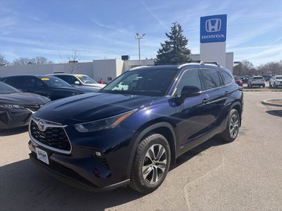 Used 2022 Toyota Highlander XLE