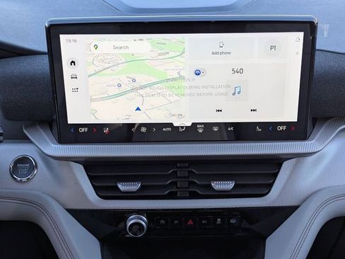 New 2026 Ford Explorer Active w/ Active Comfort Package image 17