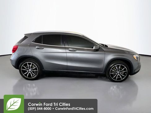 Used 2016 Mercedes-Benz GLA 250 4MATIC image 19