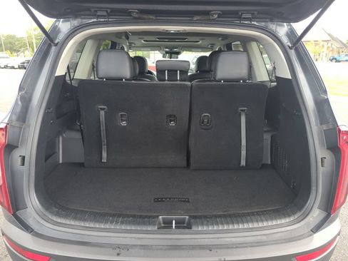 Used 2021 Kia Telluride S FWD image 32