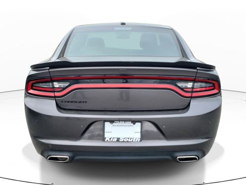 Used 2022 Dodge Charger SXT w/ Blacktop Package image 5