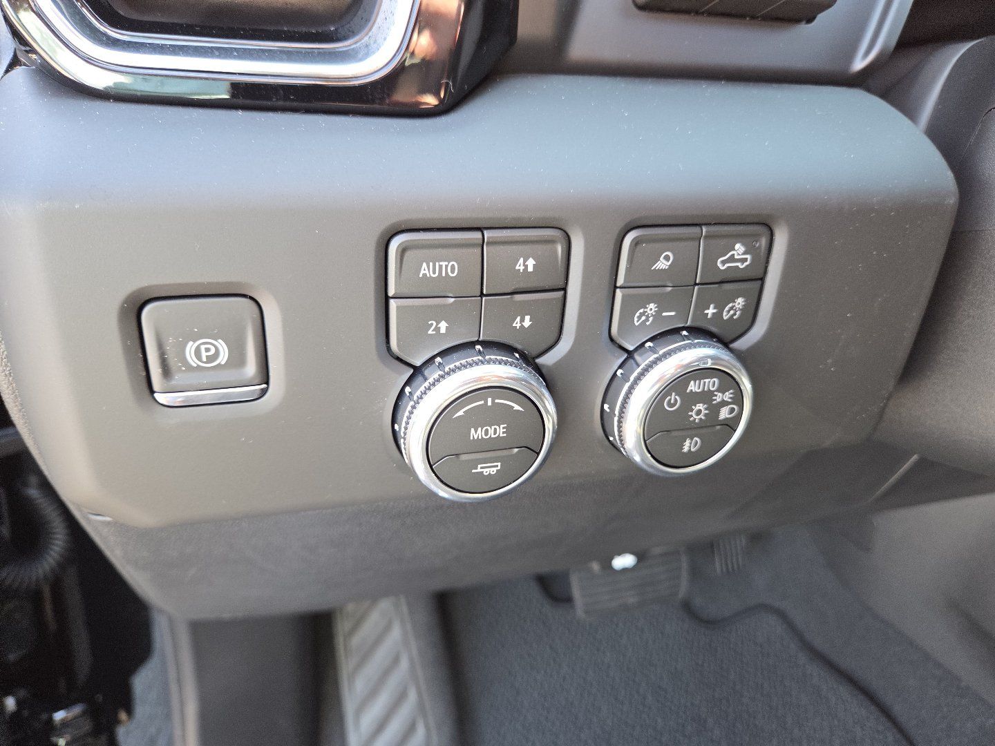 New 2026 GMC Sierra 1500 Denali AWD/4WD image 6