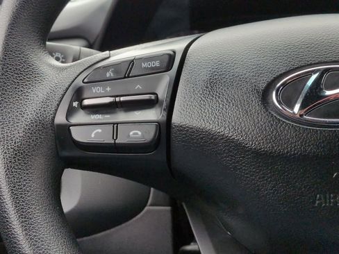 Used 2019 Hyundai Veloster 2.0 image 24