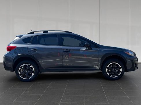 Used 2023 Subaru Crosstrek 2.0i AWD/4WD image 6