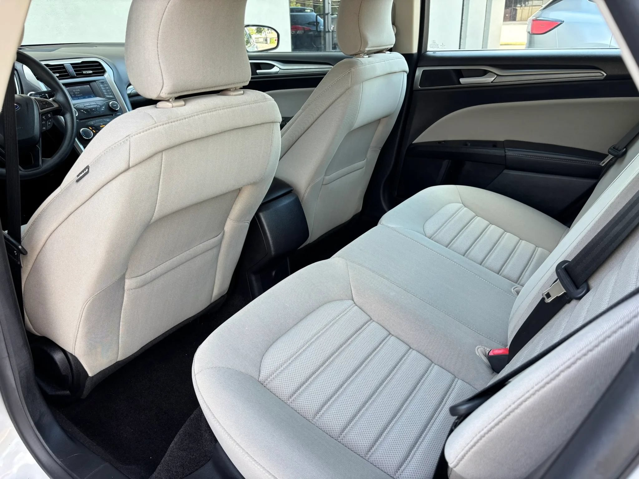 Used 2018 Ford Fusion S FWD image 47