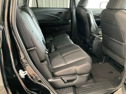 Used 2023 Honda Passport TrailSport image 25