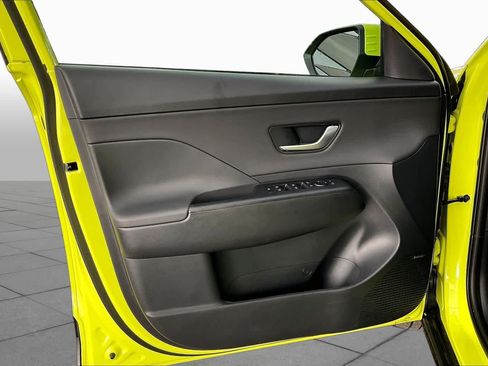 Used 2026 Hyundai Kona Limited FWD image 22