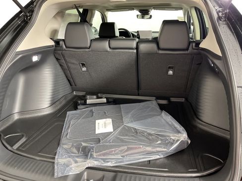 New 2026 Honda HR-V EX-L image 8