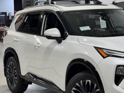 New 2026 Nissan Rogue Platinum w/ Platinum Premium Package AWD/4WD image 7