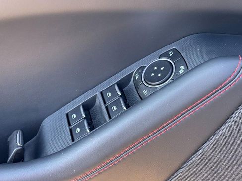 Used 2025 Ford Mustang Mach-E Premium w/ Sport Appearance Package image 17