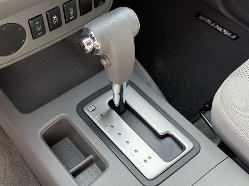 Used 2018 Nissan Frontier SV RWD image 24