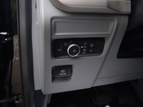 Used 2021 Ford F150 XLT w/ Trailer Tow Package AWD/4WD image 7