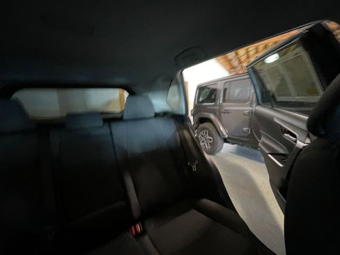 Used 2025 Toyota RAV4 XLE w/ Weather Package image 38