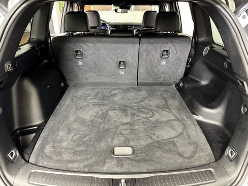 Used 2022 Jeep Grand Cherokee Altitude image 34