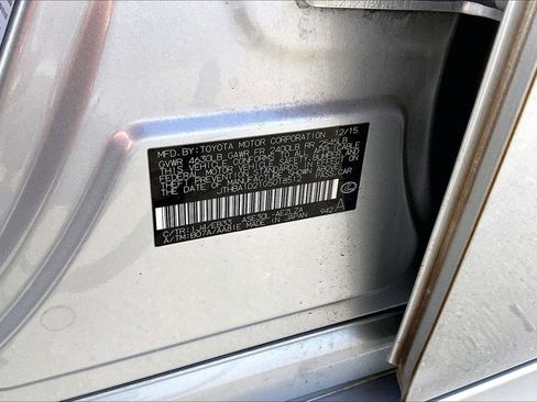 Used 2016 Lexus IS 200t Base image 30