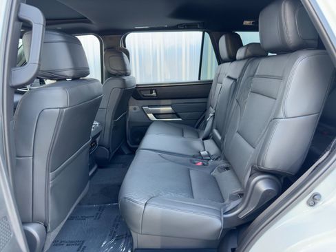 Used 2025 Toyota Sequoia SR5 image 42