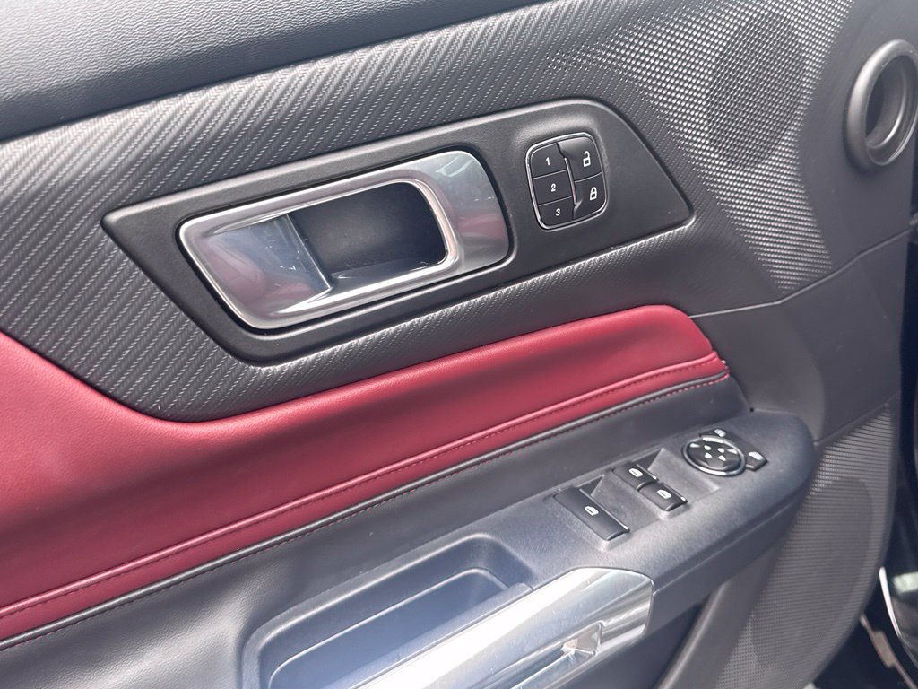 Used 2025 Ford Mustang GT Premium RWD image 11