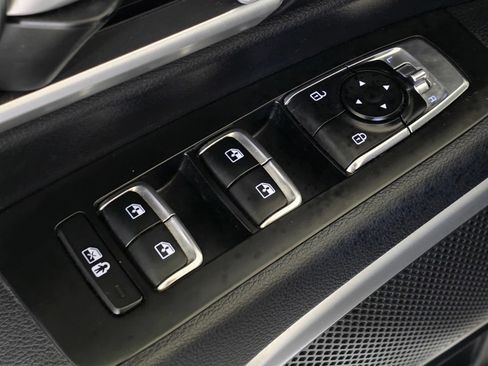 Used 2022 Kia Telluride LX AWD/4WD image 22