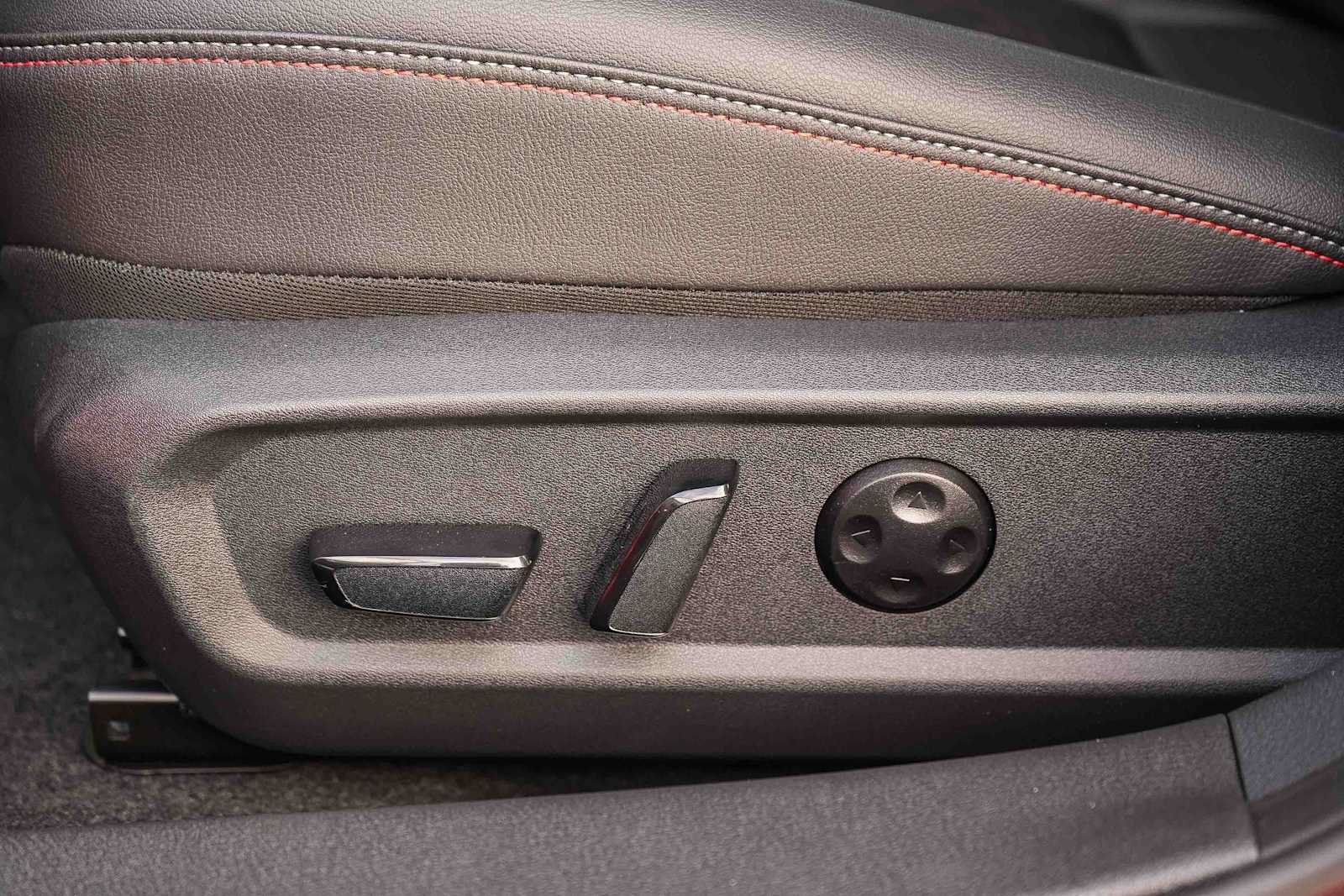 New 2027 Nissan Sentra SR w/ SR Premium Package FWD image 22