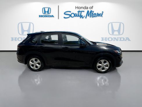 Certified 2024 Honda HR-V LX image 8