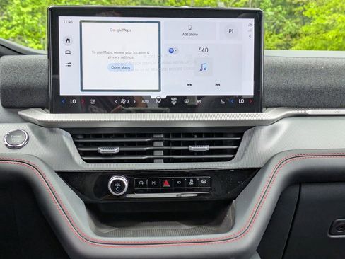 New 2026 Ford Explorer ST-Line image 21