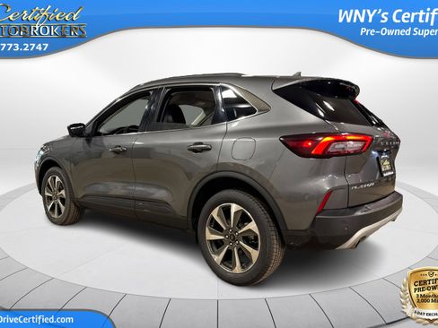 Used 2024 Ford Escape Platinum AWD/4WD image 8