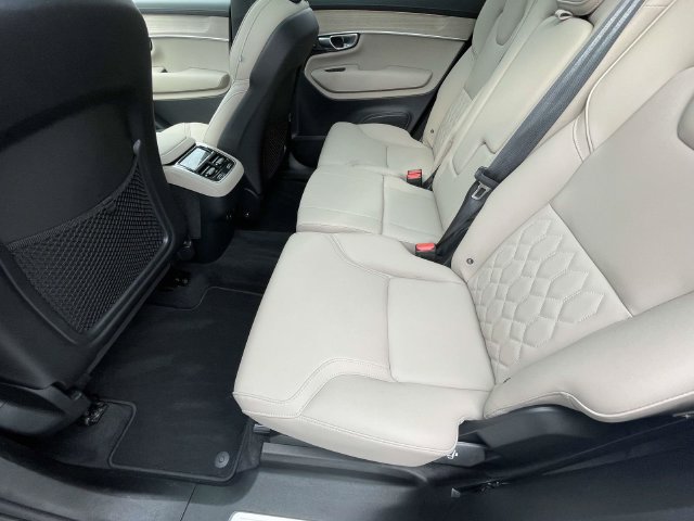 Used 2026 Volvo XC90 B6 Plus AWD/4WD image 12